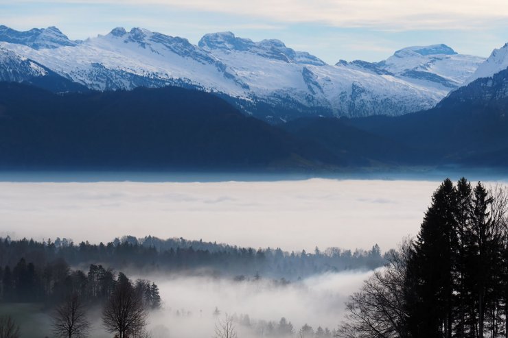 Much of Switzerland is covered by a thick layer of fog - Newly Swissed ...