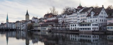 Zürich Limmat River in February