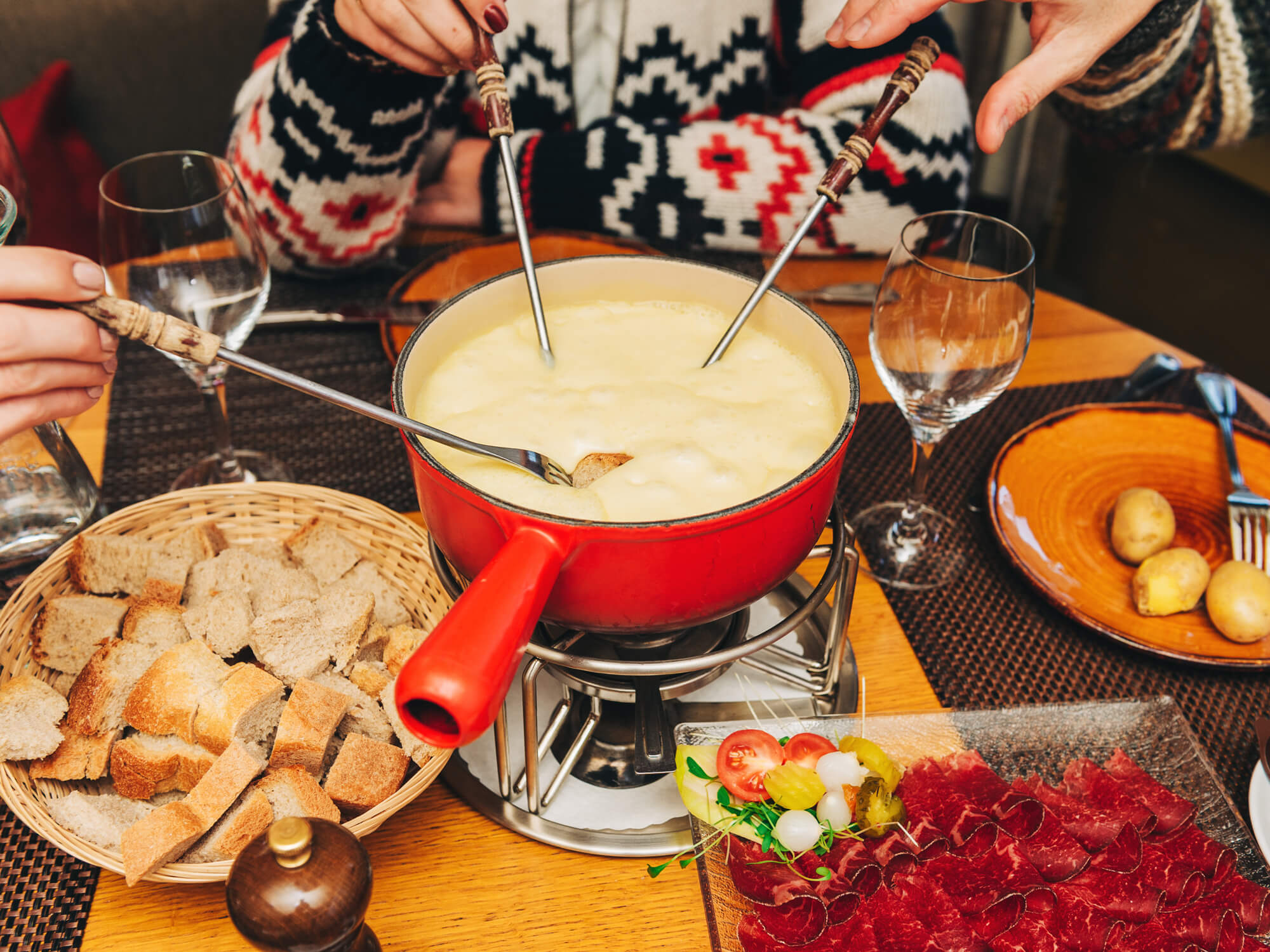 The Basics of Fondue - How To Cooking Tips 