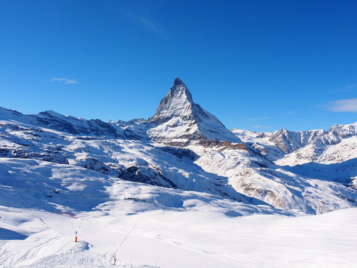 Ultimate blueprint for a perfect ski vacation in Zermatt - Newly ...